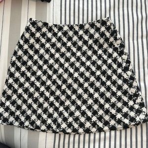 Zara Houndstooth Skirt